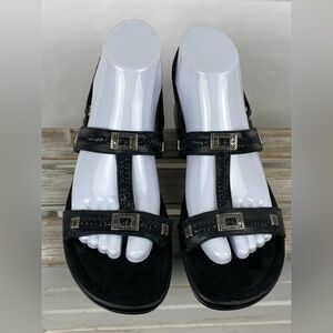 Minnetonka Goth Boho Prescott Leather Studded sandals women’s size 8